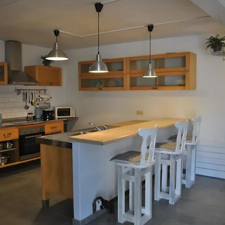 Holiday home Le Gite Du Loup Couvin