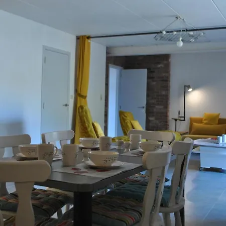 Le Gite Du Loup Holiday home *